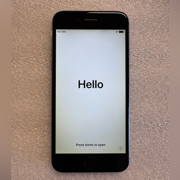 Apple Other - Apple iPhone 6 Space Gray, 64GB, Verizon Network. Excellent condition!